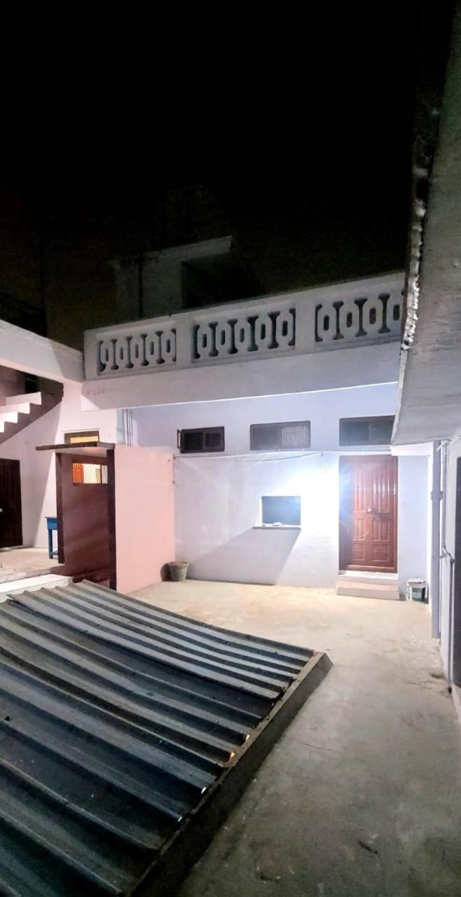 Shree Valmiki Home Stay Ayodhya Exterior photo